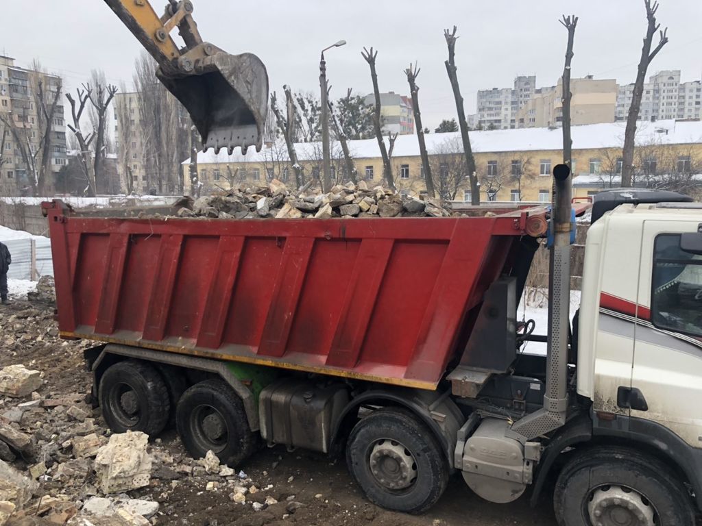 Вывоз мусора Камазом в Иваново в октябре