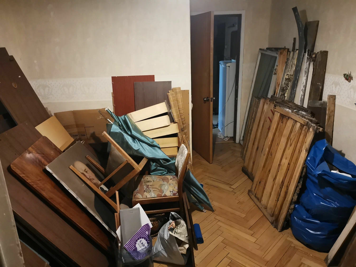 Демонтаж мебели с вывозом и утилизацией в Иваново в октябре