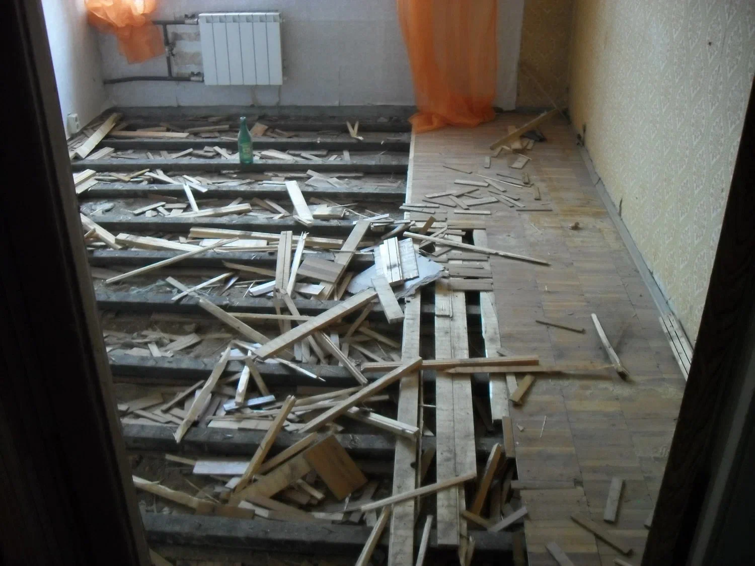 Демонтаж пола с вывозом строительного мусора в Иваново в октябре